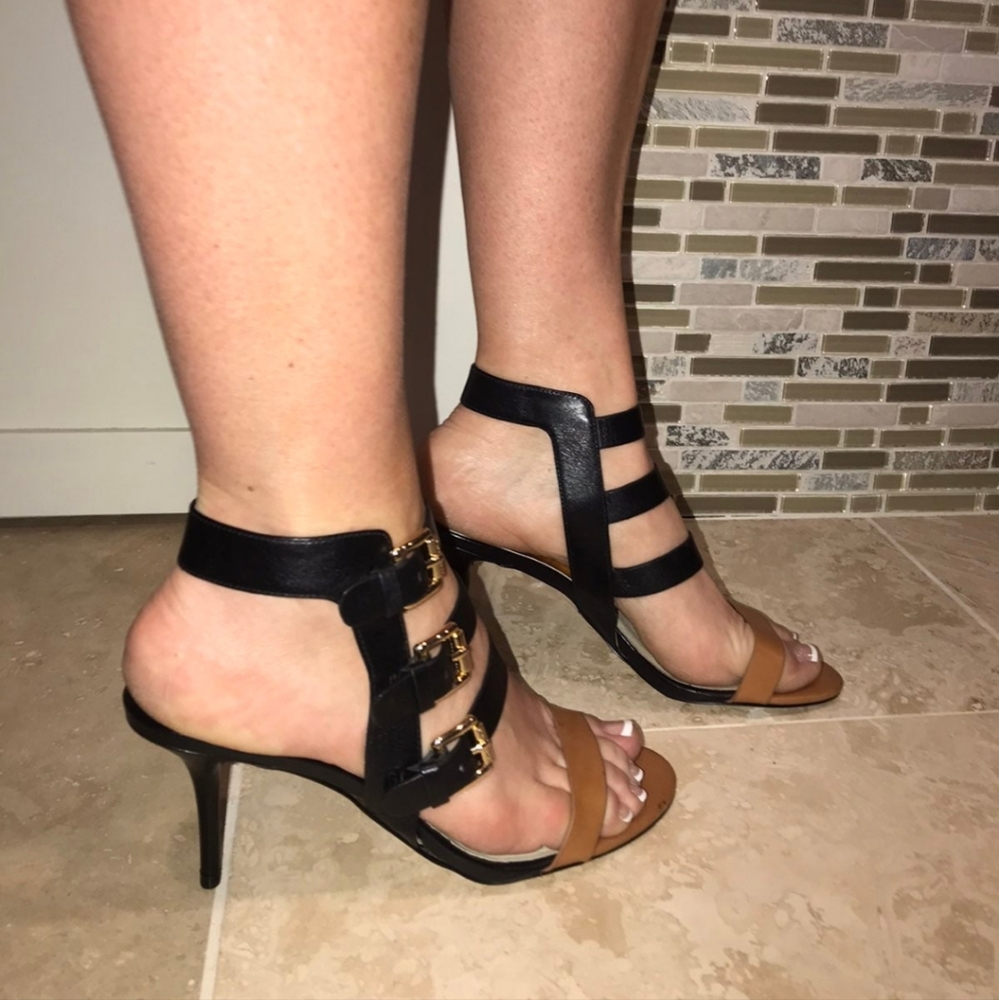 Michael Kors Elegant Black and Tan Strappy Heels